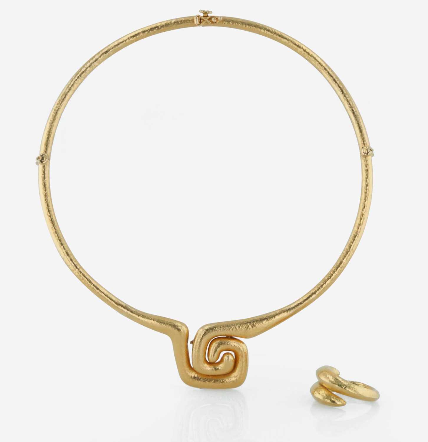 Lot 54 - 18K yellow gold necklace and ring, ilias LaLaounis