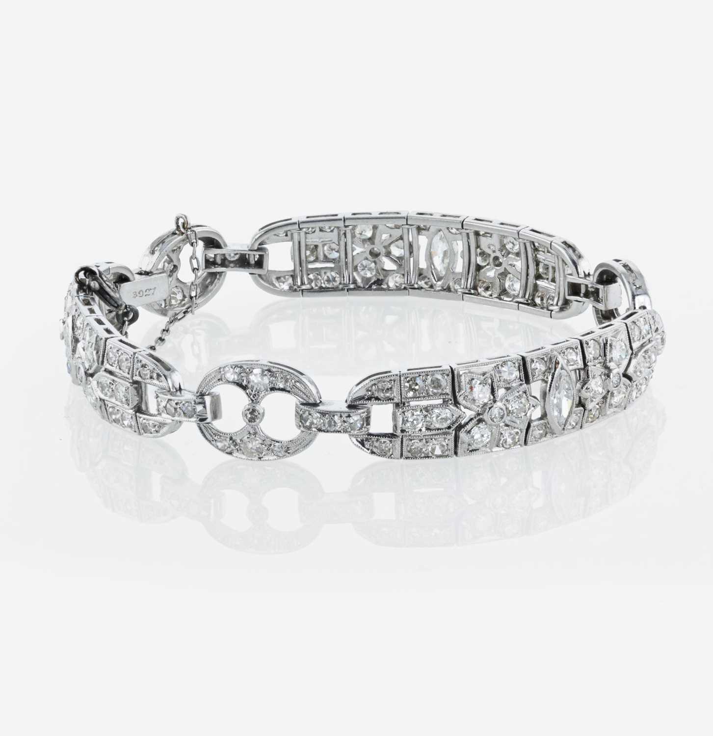 Lot 81 - An Art Deco platinum and diamond bracelet