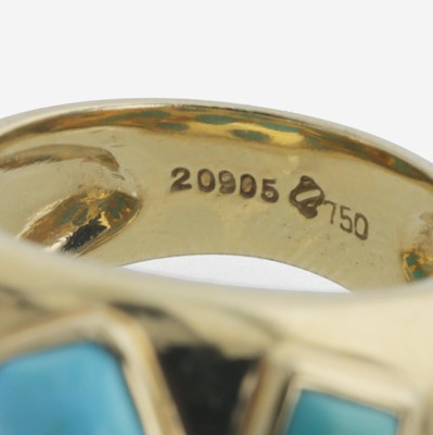 Lot 49 - An 18K yellow gold and turquoise ring and earrings suite, Seaman Schepps