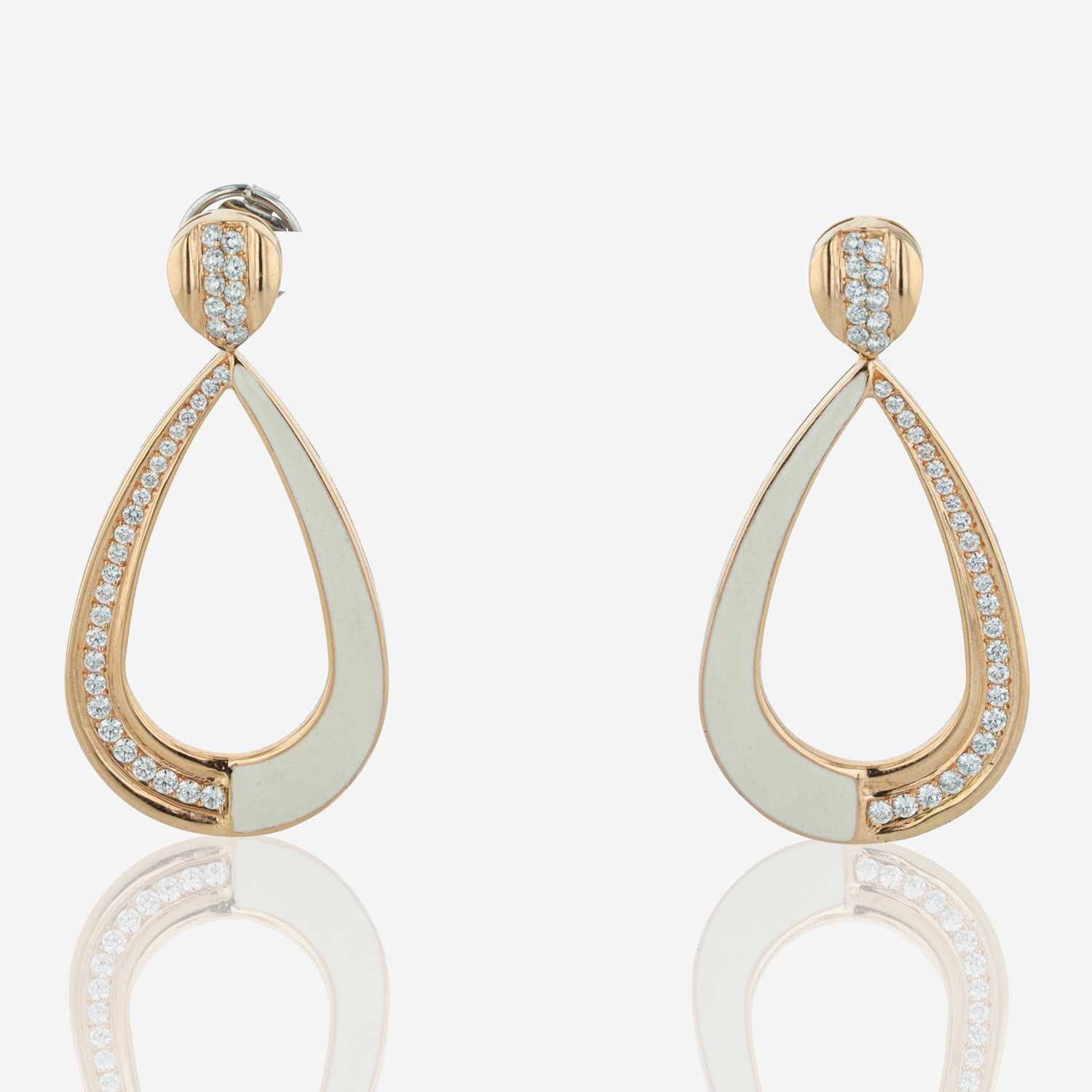 Lot 229 - A Pair of Damaso Gold, Diamond, and Enamel Earrings