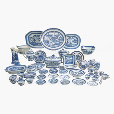 Lot 74 - A large collection of forty-nine Chinese Export porcelain Canton and Blue Fitzhugh tablewares