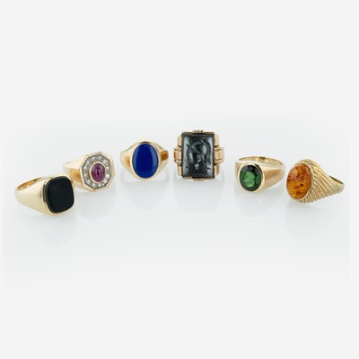 Lot 339 - A Collection of Six Yellow Gold Men's Rings