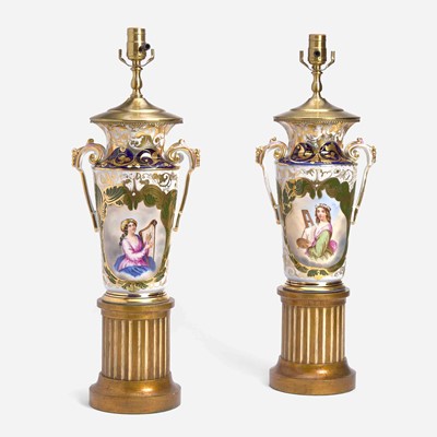 Lot 68 - A pair of Paris Porcelain vases