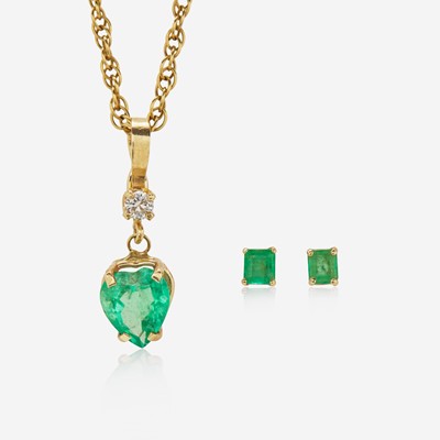 Lot 91 - A Matching Set of 14K Yellow Gold, Diamond, and Emerald Necklace and Earrings