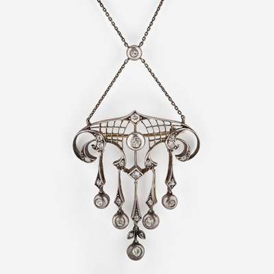 Lot 18 - An Antique Diamond Necklace