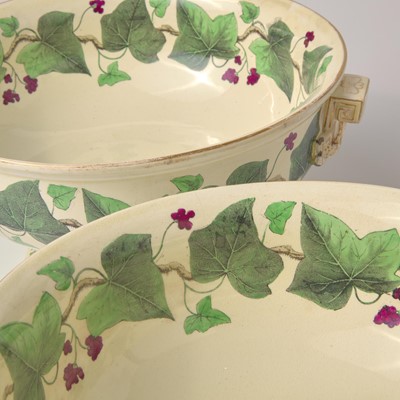 Lot 124 - A Pair of Wedgwood Napoleon Ivy Pattern Queensware Footed Serving Bowls