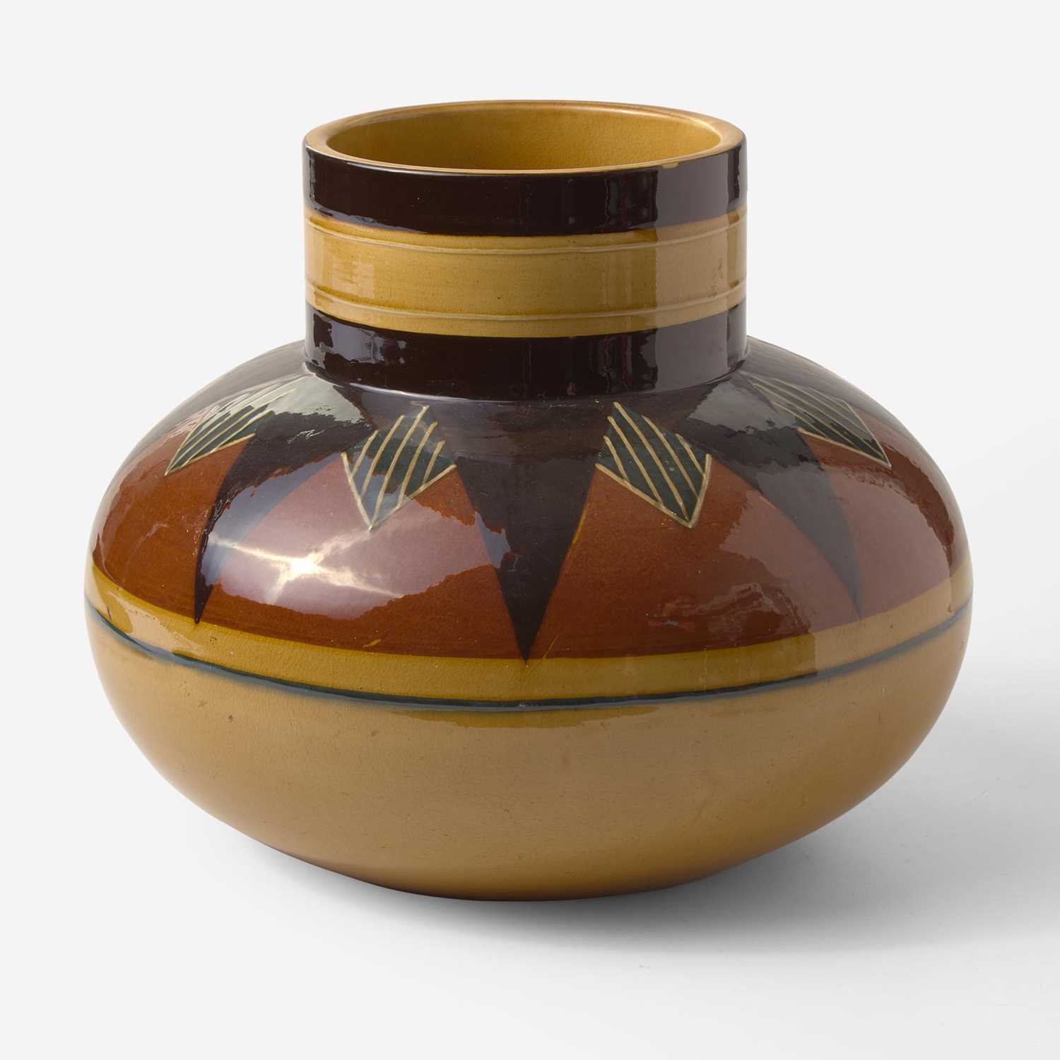 Lot 148 - A Wedgwood Art Ware Vase Designed by George Marsden