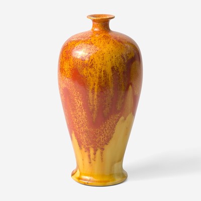 Lot 193 - A Wedgwood Norman Wilson (1902-1985) Designed Vase
