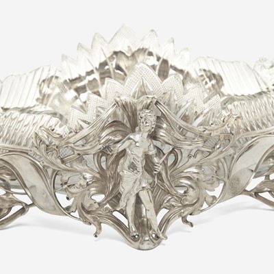 Lot 65 - An Art Nouveau silver and cut-glass centerpiece
