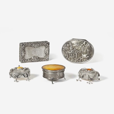 Lot 43 - A group of five assorted sterling silver and silver-mounted boxes