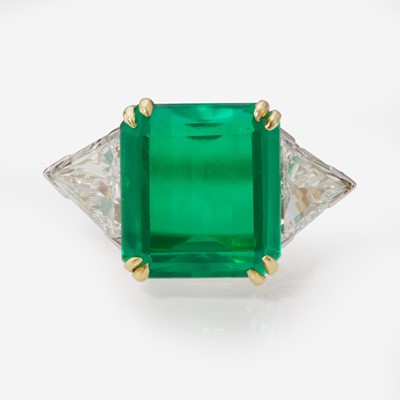 Lot 163 - A 14K Gold, Green Glass, and Diamond Ring