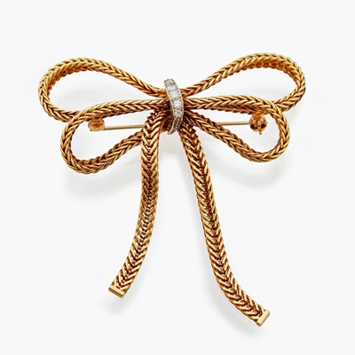 Lot 178 - An 18K Gold and Diamond Pin by Grosse 'Christian Dior'