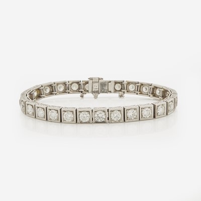 Lot 1 - An Art Deco Diamond and Platinum Bracelet