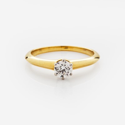Lot 151 - A Vintage Tiffany & Co. Diamond Ring