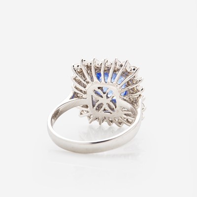 Lot 68 - A Sri Lankan Sapphire, Diamond, and 18K White Gold Ring