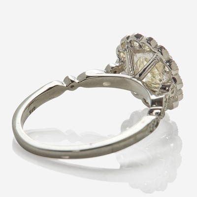 Lot 57 - A Diamond and 18K White Gold Ring