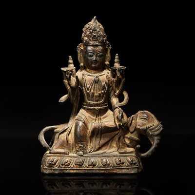 Lot 5 - A Chinese bronze figure of a bodhisattva on elephant 普賢菩薩騎象銅像