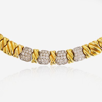 Lot 1 - An 18K Yellow Gold and Diamond Necklace