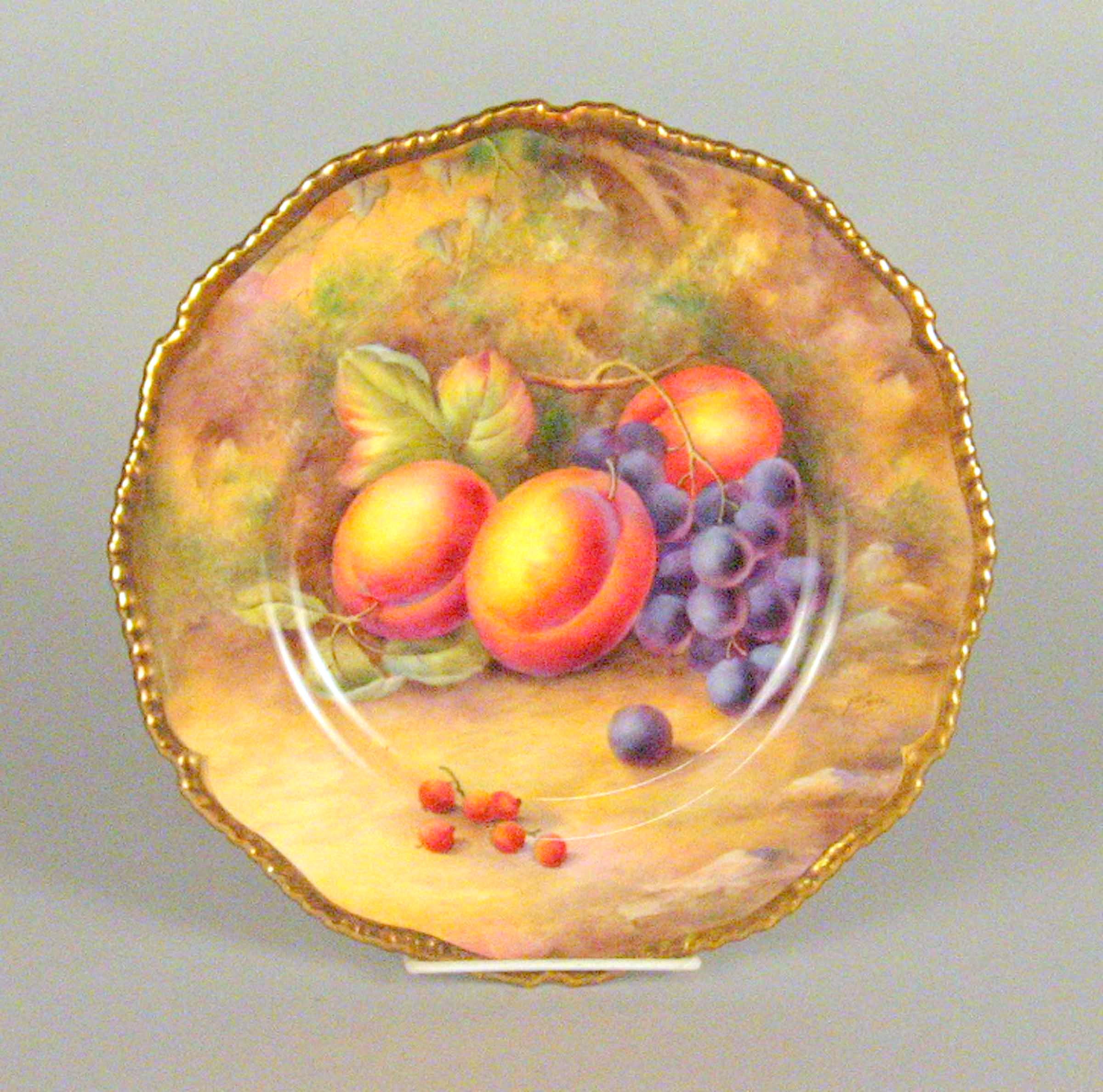 Lot 205 - Royal Worcester porcelain cabinet plate