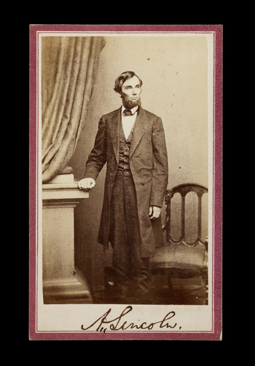 Lot 234 - 1 piece. Original Photograph Signed. Lincoln,...