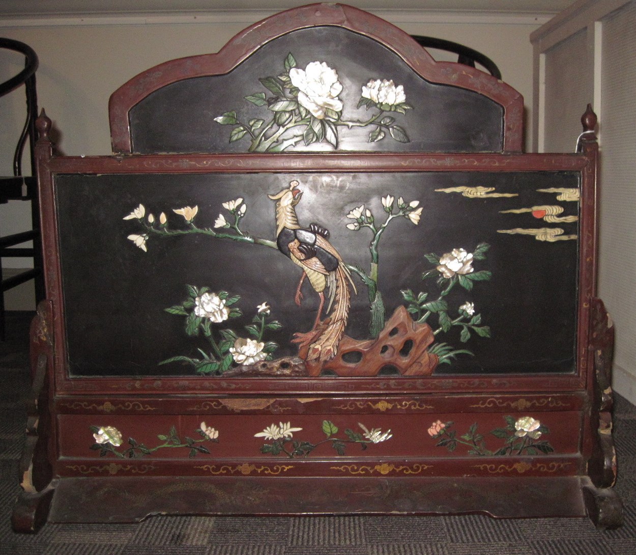 Lot 110 - Chinese applied lacquer and wood table screen