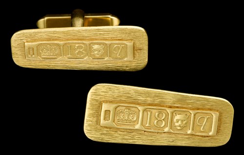Lot 78 - 18 karat yellow gold cufflinks