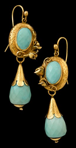 Lot 81 - Yellow gold turquoise drop earrings