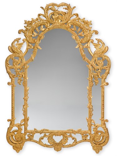 Lot 80 - Régence style giltwood mirror