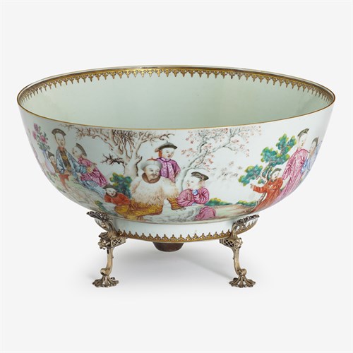 Lot 24 - Fine and large Chinese export famille rose porcelain punch bowl