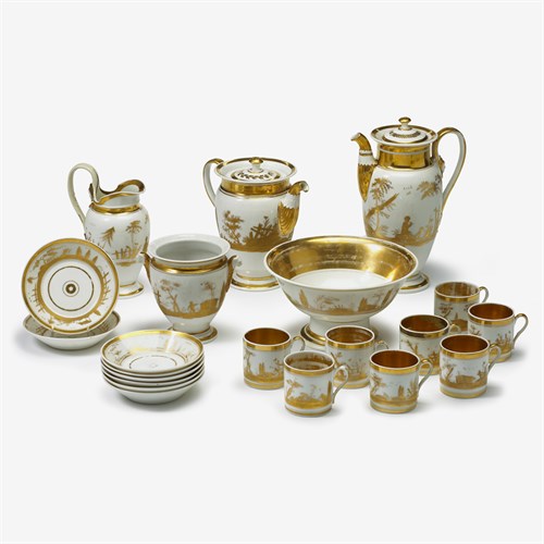 Lot 16 - Paris porcelain parcel gilt tea service