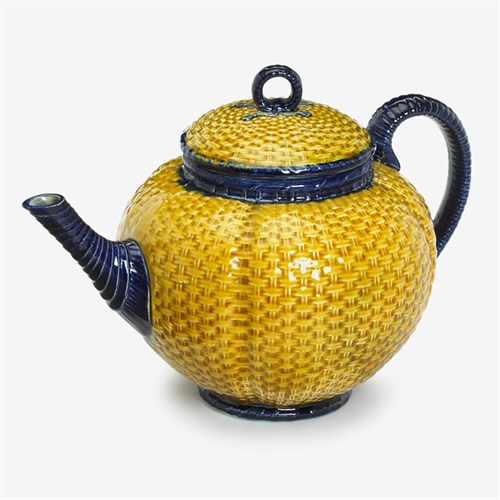 Lot 106 - English majolica basket-weave teapot