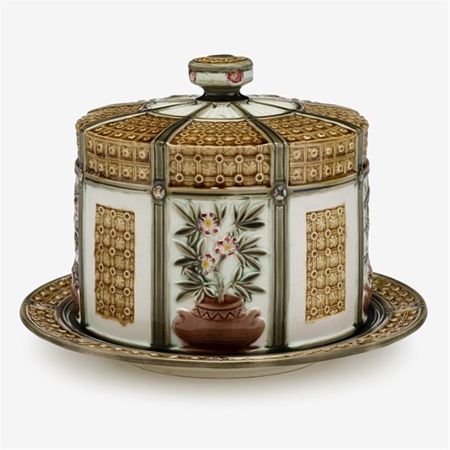 Lot 112 - Wedgwood majolica cheese dome and stand