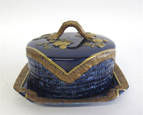 Lot 126 - English majolica cheese dome and stand