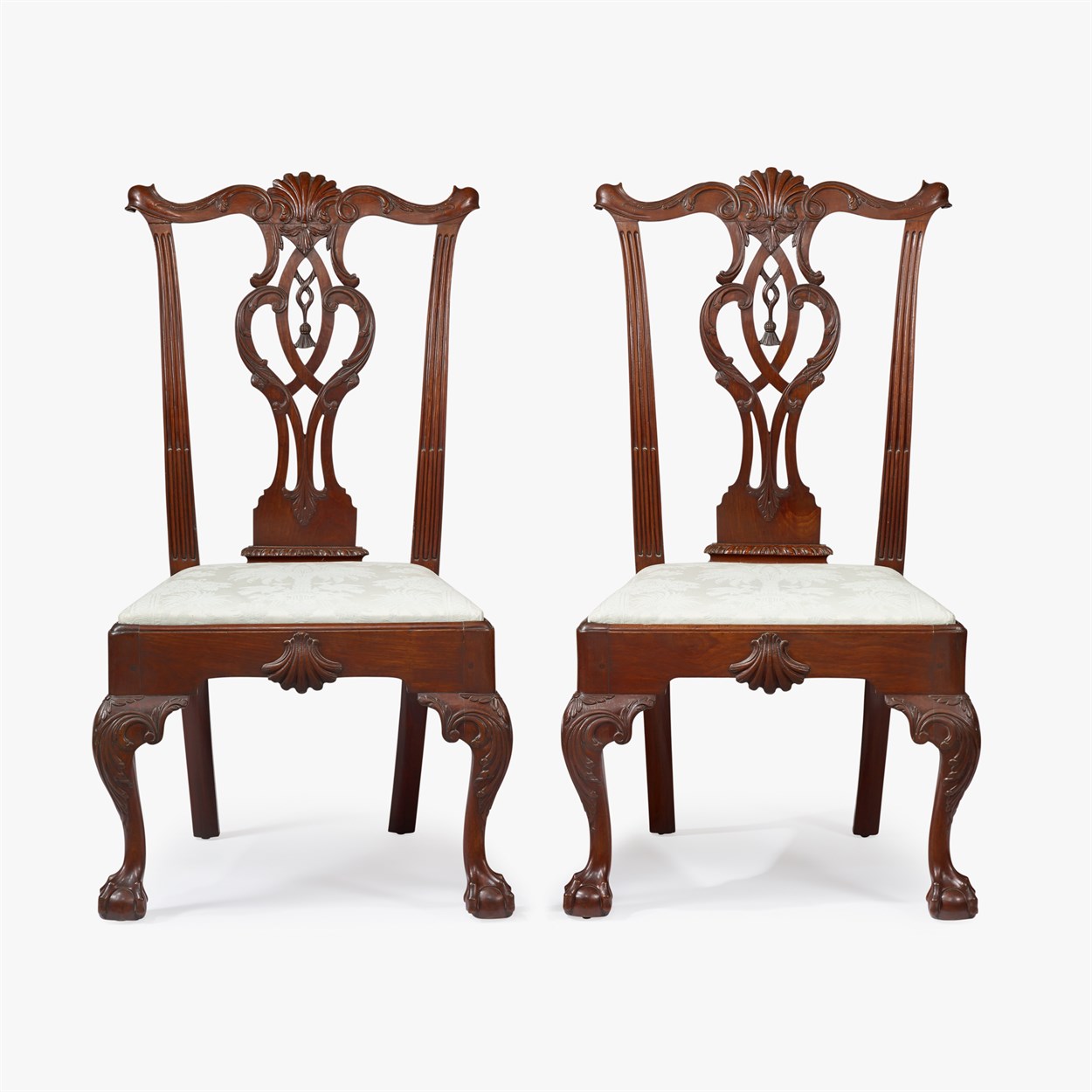 Lot 51 - The Justice Samuel Chase pair of fine Chippendale carved mahogany tassel-back side chairs