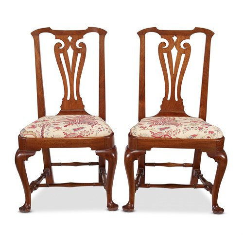 Lot 29 - Pair of Queen Anne walnut compass seat side chairs