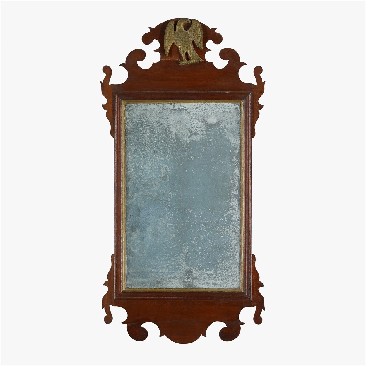 Lot 8 - Chippendale-style mahogany and giltwood looking glass