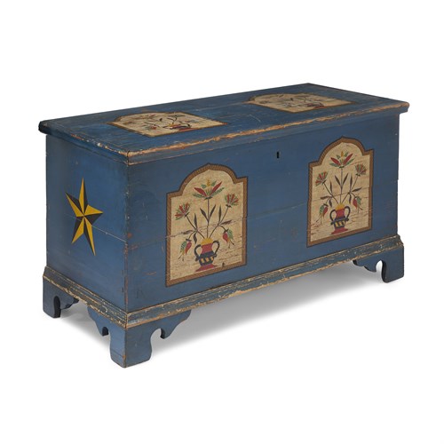 Lot 228 - Painted blanket chest