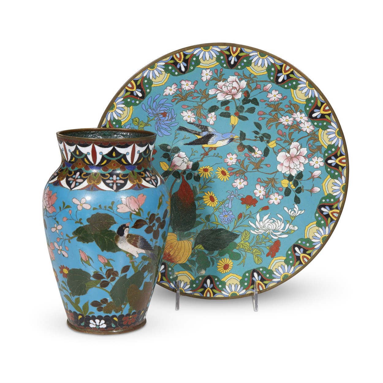 Lot 185 - A Japanese cloisonné vase and a Japanese cloisonné plate