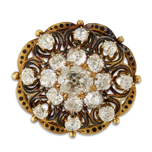Lot 9 - A Victorian diamond and gold brooch
