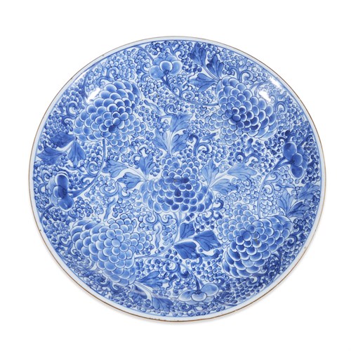 Lot 257 - A Chinese blue and white large floral-decorated dish