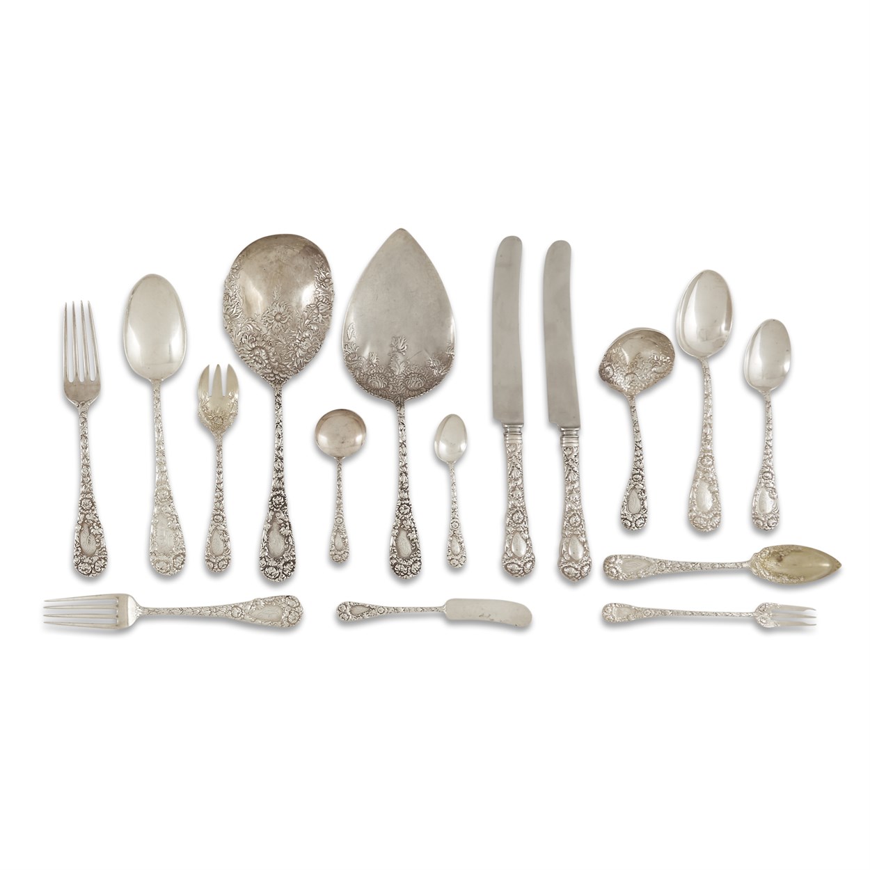Lot 86 - An American sterling silver flatware service for twelve