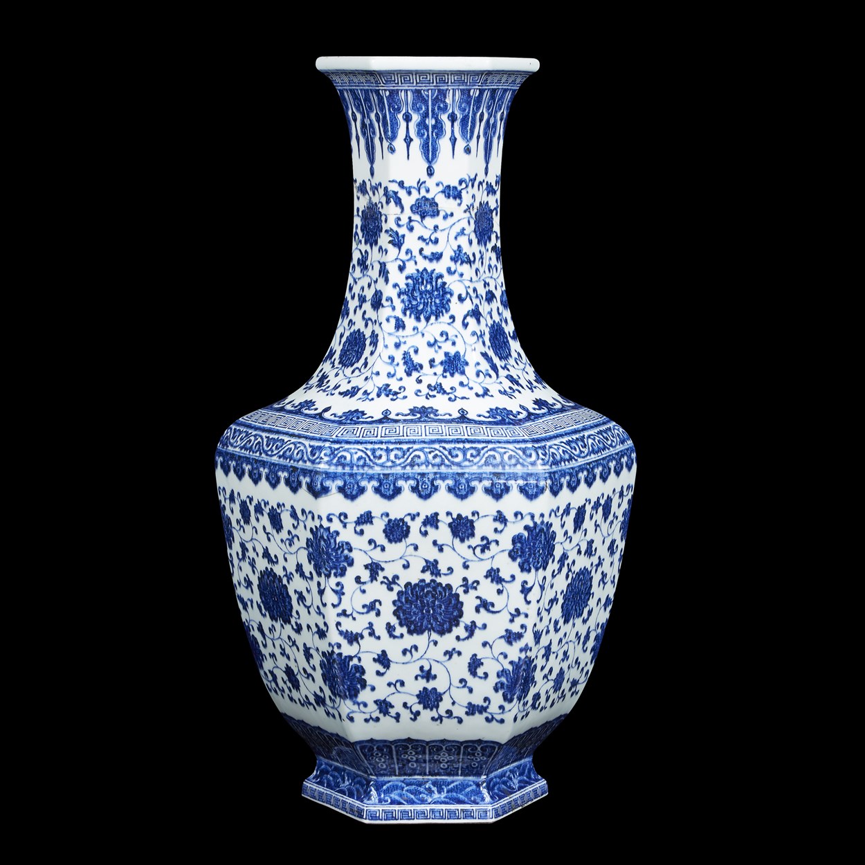 Lot 287 - A rare and impressive Chinese blue and white porcelain hexagonal vase