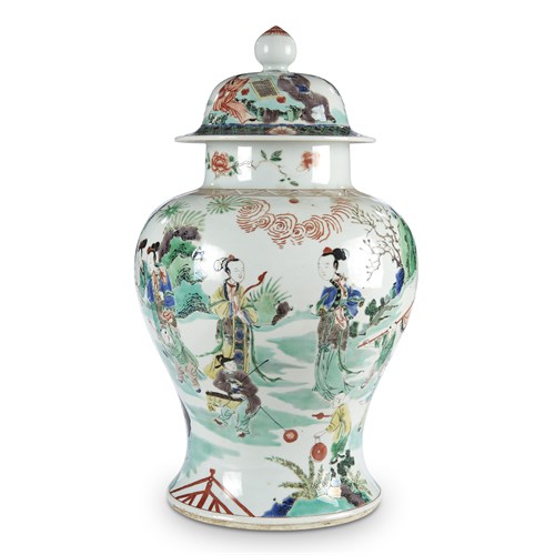 Lot 269 - A Chinese Famille verte-decorated porcelain jar and cover