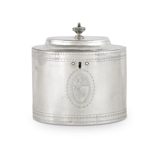 Lot 48 - A George III sterling silver tea caddy