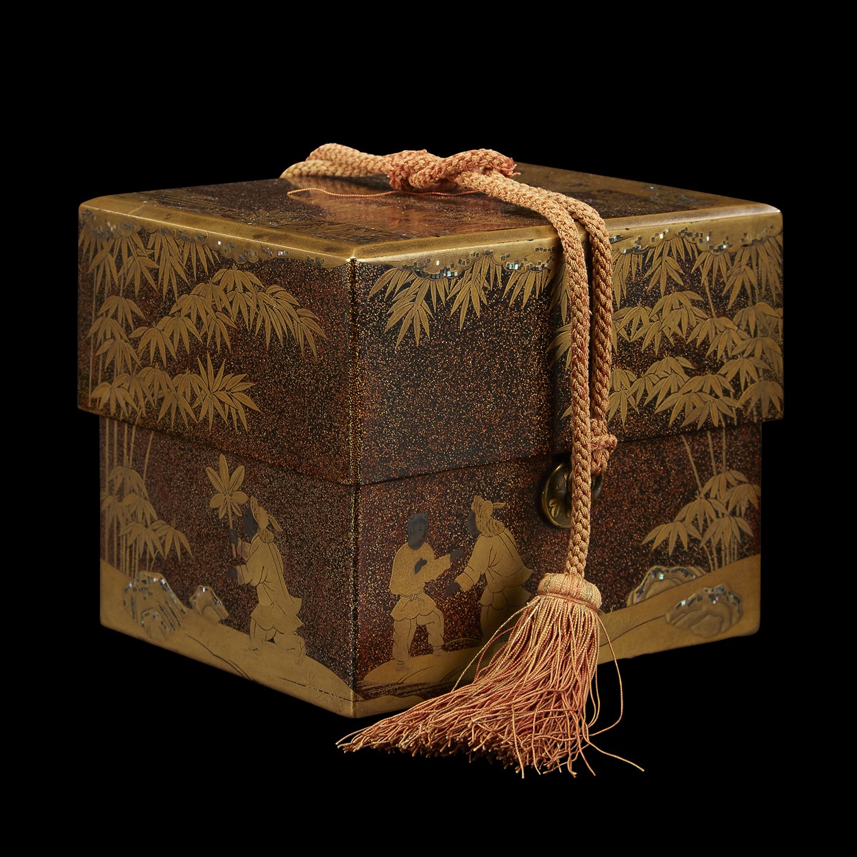 Lot 43 - A Japanese lacquer box and cover, Edo period