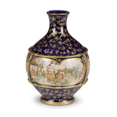Lot 91 - A finely decorated Satsuma pottery small vase, Kinkozan