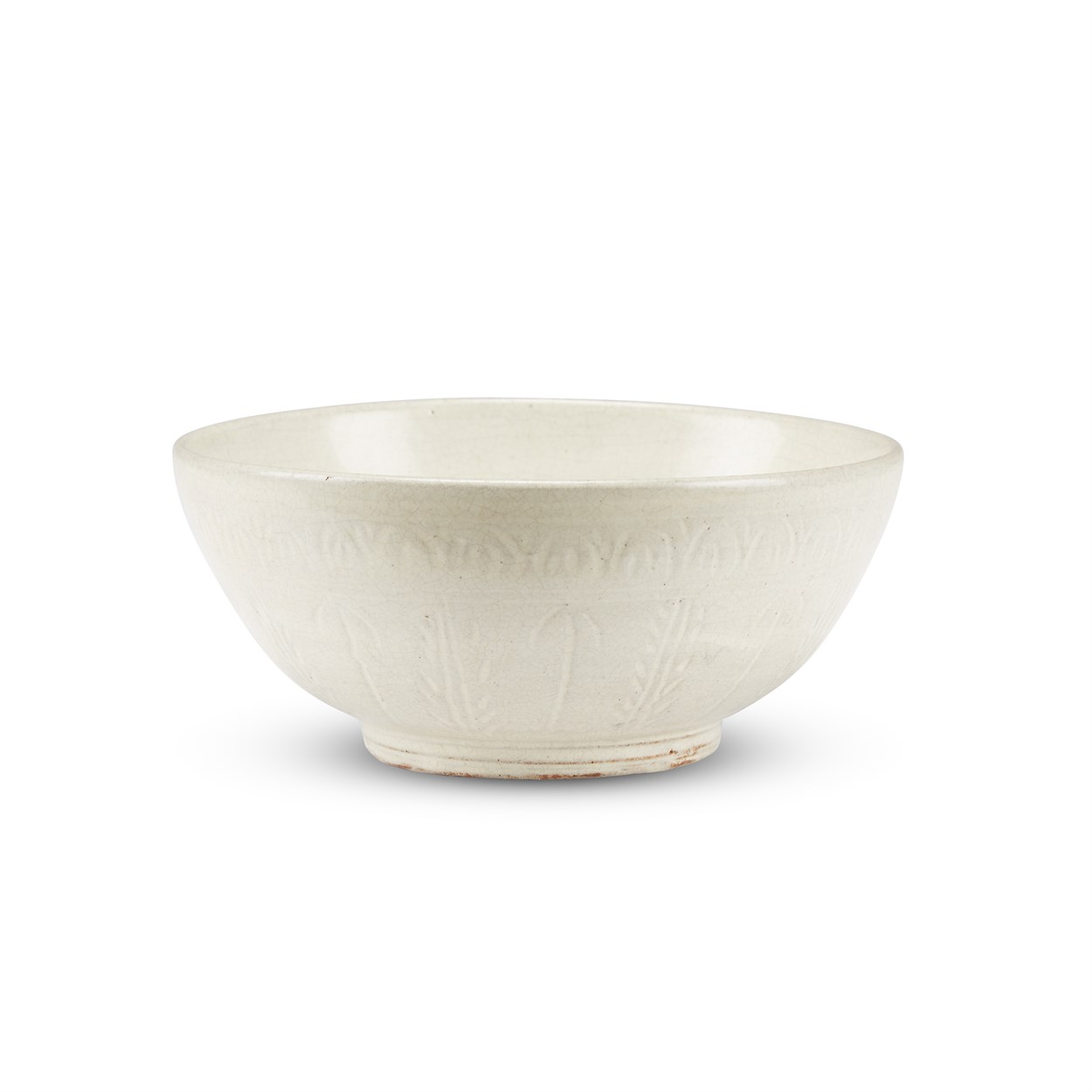 Lot 187 - A Burmese incised white-glazed Shwebo bowl