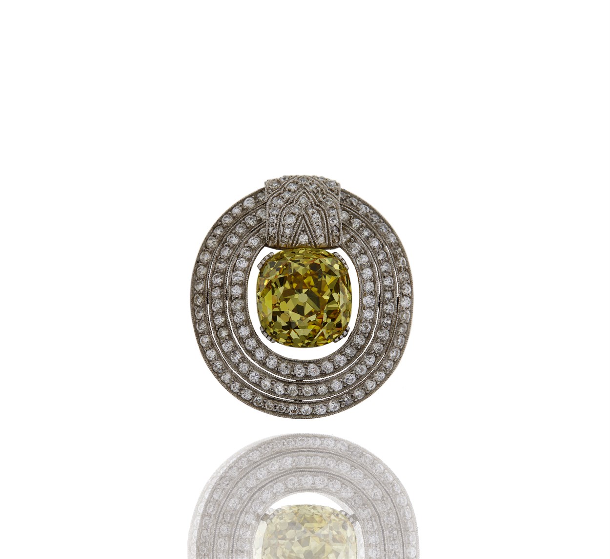 Lot 172 - A rare Belle Époque fancy vivid yellow diamond pendant, J.E. Caldwell and Co.