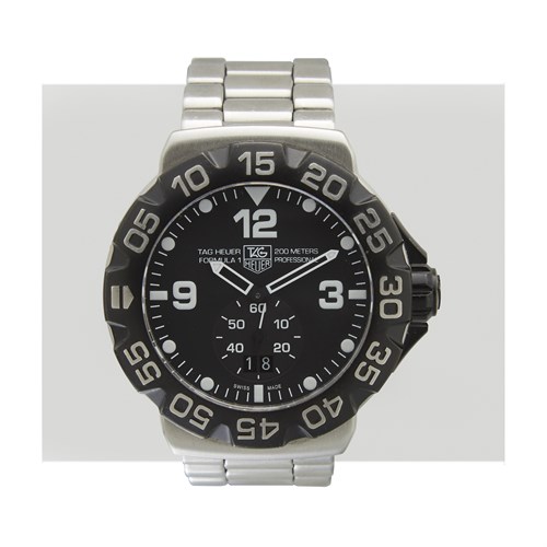 Lot 39 - A stainless steel bracelet watch, Tag Heuer